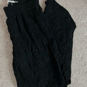 𝅺mustard Seed Women’s Black Sheer Pants‎ Size Medium NWT